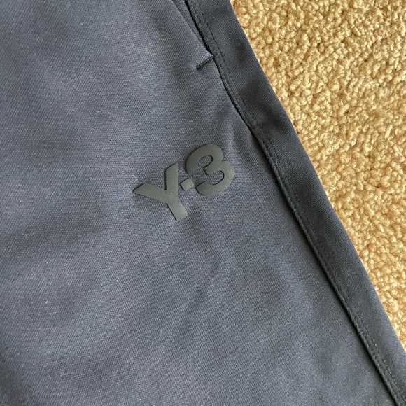 Y-4 - Picture 3 of 4